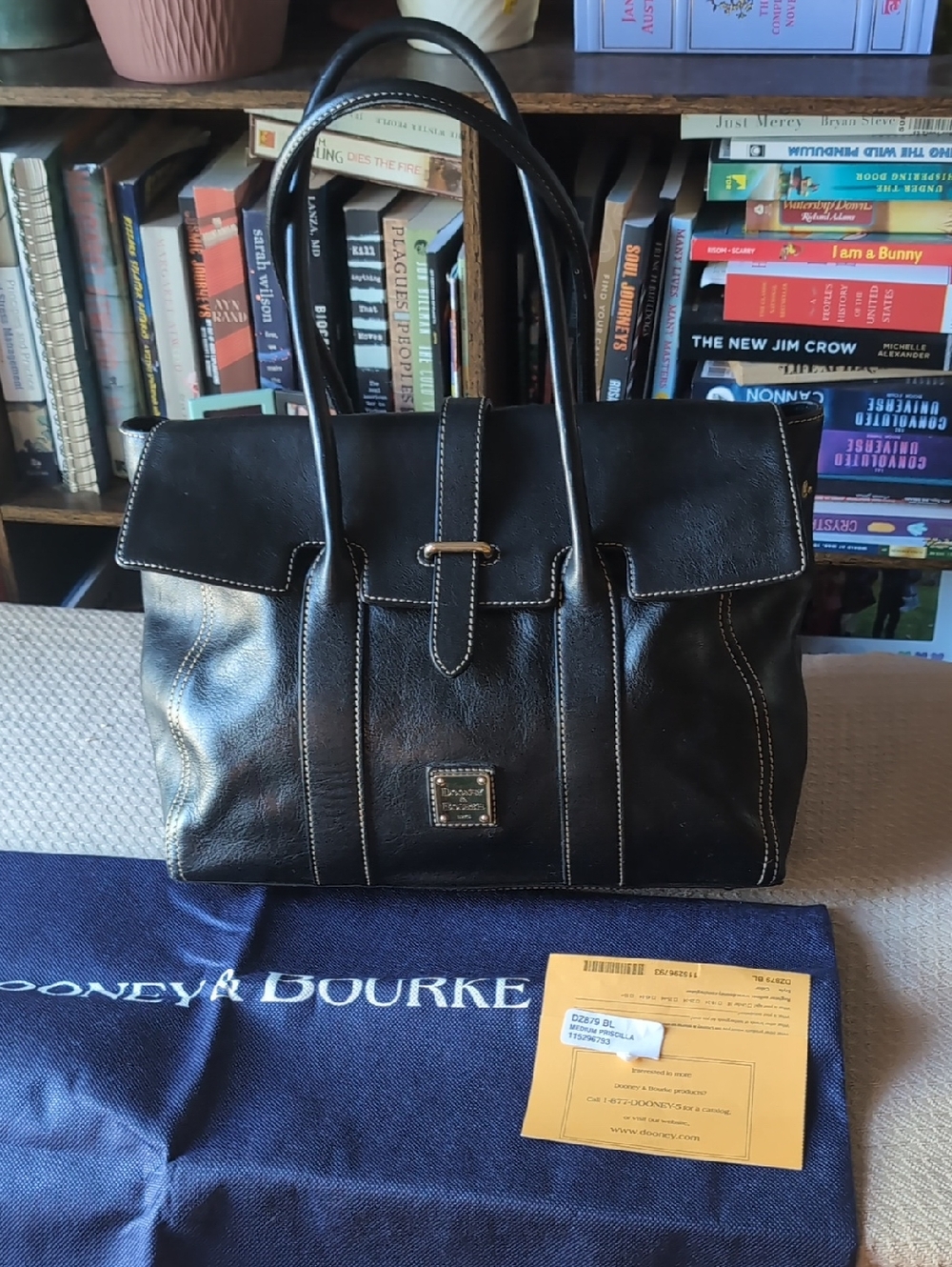 Dooney & Bourke Medium Priscilla Black Leather Satchel Bag Purse Shoulder Bag